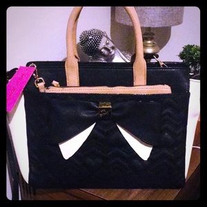 NWT Betsey Johnson Bow Satchel W/Pouch Large Bag